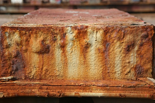 France, Bretagne, Finistere Sud, Cornouaille, Concarneau, chantier naval, Le Passage, bateau au sec, travaux, matieres, metal, rouille, corrosion,