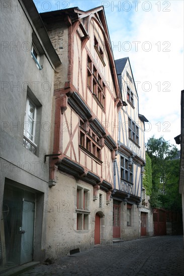 France, pays de loire, loire atlantique, Nantes, centre ville quartier medieval du bouffay, rue bossuet, maisons a pans de bois, colombages, encorbellement,