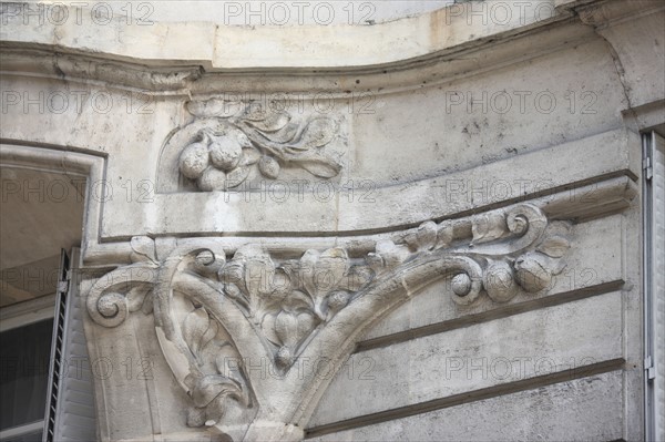 Building 134 rue de Grenelle in Paris (detail)