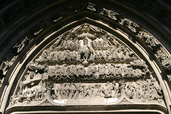 France, Haute Normandie, Seine Maritime, Rouen, eglise saint Maclou, art gothique, monument historique, tympan du portail central, sculpture, scene biblique