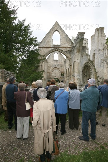 France, Haute Normandie, Seine Maritime, vallee de la Seine, jumieges, visite de l'abbaye, monument historique, vestiges,