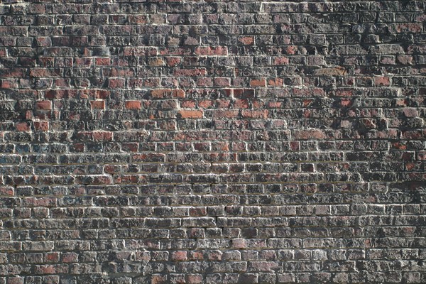 France, Haute Normandie, Seine Maritime, Rouen, mur de briques rouges, habitat, 
rue saint patrice