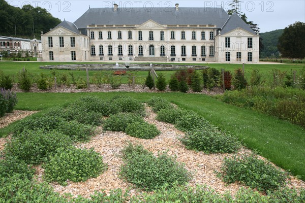 France, Haute Normandie, Seine Maritime, vallee de la Seine, gruchet le valasse, parc EANA, consacre au developpement durable, environnement, ancienne abbaye, jardin,