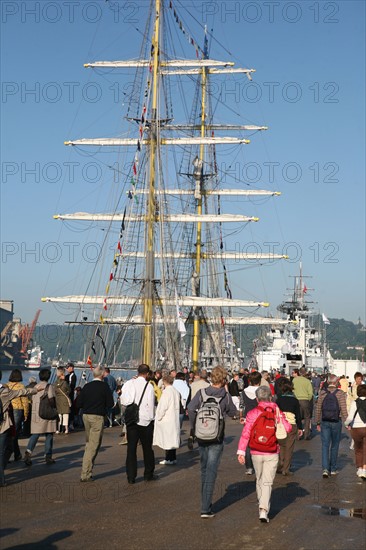 France, Haute Normandie, Seine maritime, vallee de la Seine, armada 2008, Rouen, sur les quais, foule,