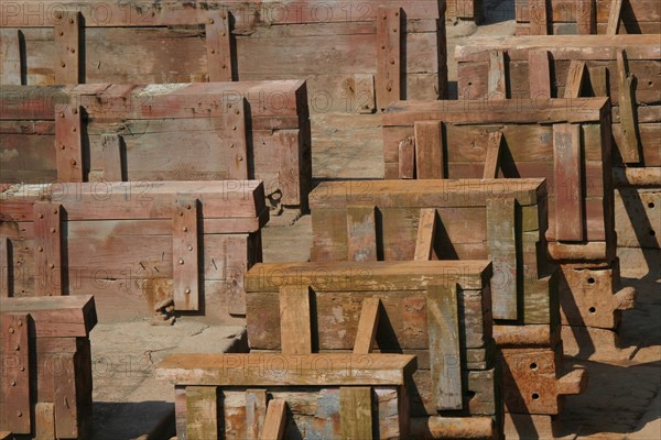 France, Basse Normandie, Manche, Cotentin, Cherbourg, detail forme de radoub, port, bassin du commerce, chantier naval,