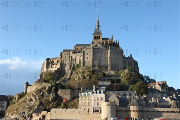 France, Basse Normandie, Manche, pays de la baie du Mont-Saint-Michel, le Mont-Saint-Michel, remparts et merveille,