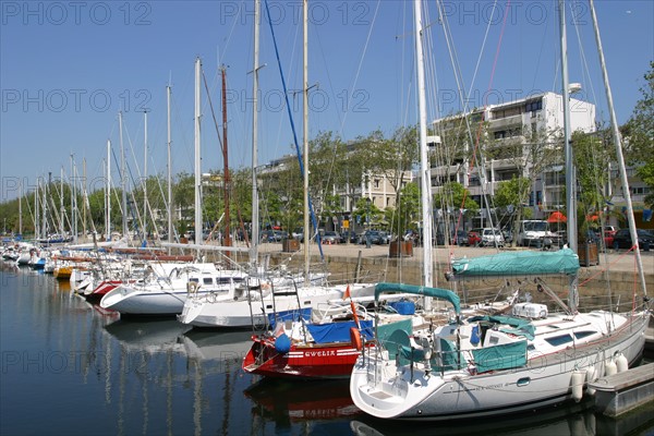 France, Bretagne, Morbihan, lorient, port de plaisance, bassin, bateaux de plaisance,
quai des indes,