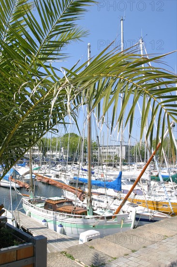 France, Bretagne, Morbihan, lorient, port de plaisance, bassin, bateaux de plaisance,
quai des indes,