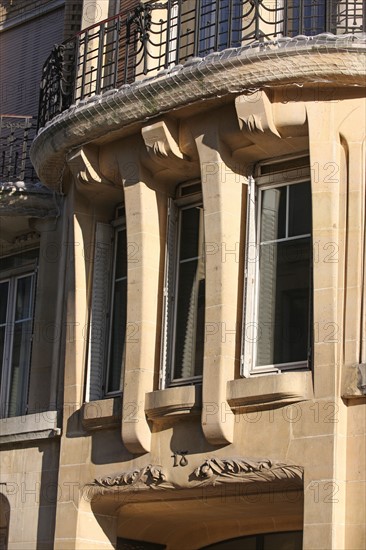 Immeuble Guimard, 18 rue Henri Heine à Paris