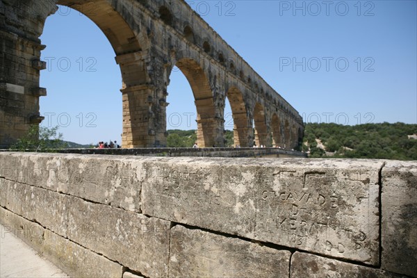 France, languedoc roussillon, gard, site du pont du gard, grand site, paysage, aqueduc romain, riviere le gardon, arches,