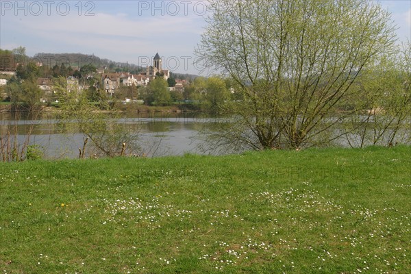 France, ile de france, val d'oise, vetheuil, la seine, eglise, impressionnistes, claude monet, paysage,