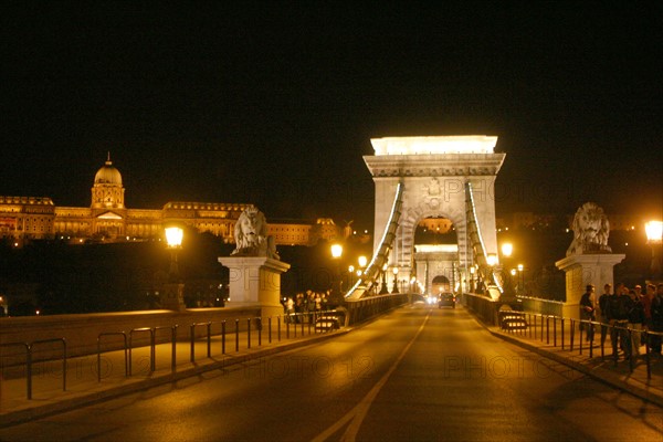 europe, chains bridge on the danube