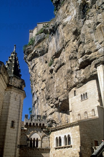 France, midi pyrenees, lot, rocamadour, vallee de la dordogne, village perche, habitat traditionnel, pierre, panorama,