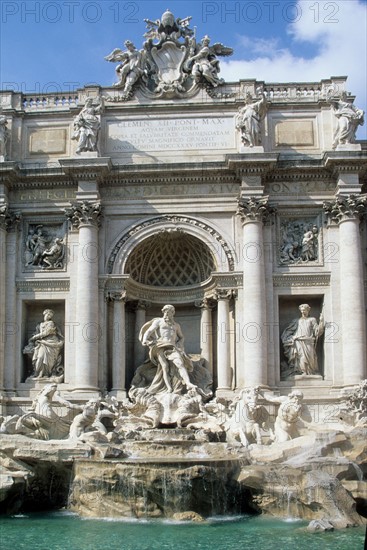 Italie, rome, fontaine de trevi, sculpture, statue, voeu, touristes, dolce vita,