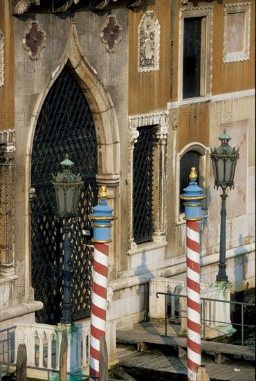 Italie, venise, canal, palais, habitat traditionnel,