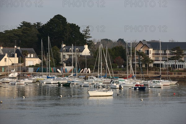 france, Bretagne, Morbihan, golfe du Morbihan, sene, port anna, bateaux, barques, voiliers, face a conleau,