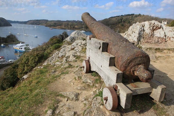 France, Bretagne, Morbihan, la roche bernard, vilaine, ville, port, promontoire, rocher, canon, la couronne, panorama,