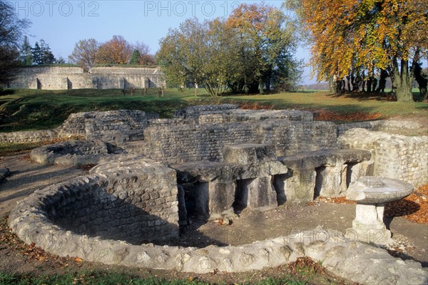 France, region picardie, oise, valois, champlieu, site archeologique, ruines gallo romaines, antiquite,