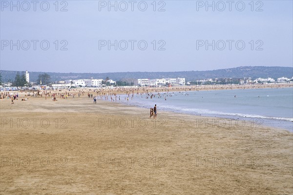 Maroc, essaouira, ocean atlantique, plages, maisons blanches, sable, fortifications oeuvre de theodose cornut eleve de vauban,