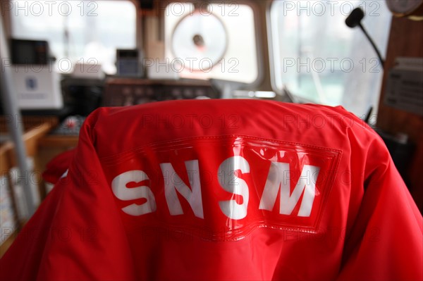 France, Haute Normandie, dieppe, station snsm, societe nationale de sauvetage en mer, canot notre dame de bonsecours, exercice en mer, manche, vagues, bateau, interieur cabine, veste de quart,