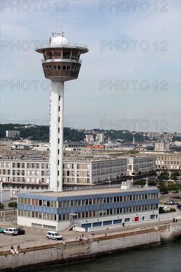 France, Haute Normandie / angleterre, seine maritime, le havre / portsmouth, traversee trans manche, a bord du ferry boat, norman voyager, navigation, en rade du havre, capitainerie,