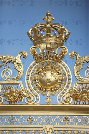 France, ile de france, yvelines, versailles, chateau de versailles, grille de la cour royale.