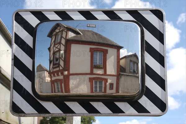 France, Basse Normandie, orne, pays d'ouche, saint sulpice sur risle, usine bohin, manufacture d'aiguilles, miroir,