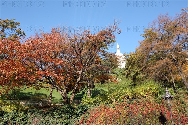 France, ile de france, paris 18e arrondissement, butte montmartre, basilique du sacre coeur, vue generale, paysage urbain,