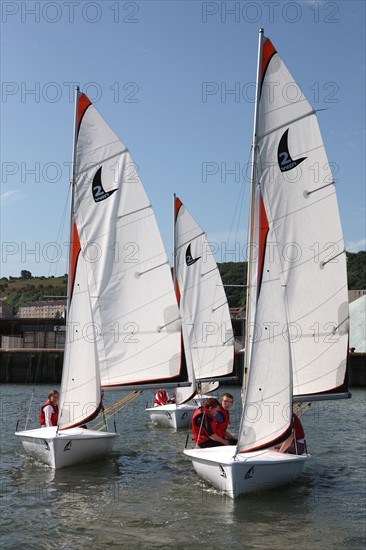 France, Haute Normandie, seine maritime, pays de la bresle maritime, le treport, ecole de voile de david le carrou, voiliers, jeunes, navigation, nautisme,