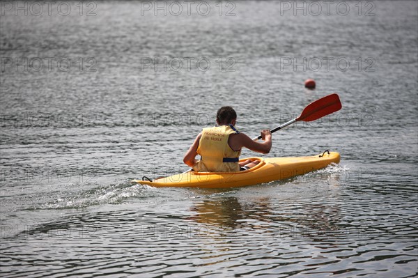 France, picardie, somme, pays de la bresle maritime, gamaches, base nautique, kayak, plan d'eau, loisirs, enfants, jeunes, activites nautiques,