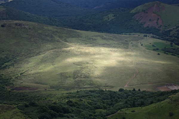 Auvergne, volcano