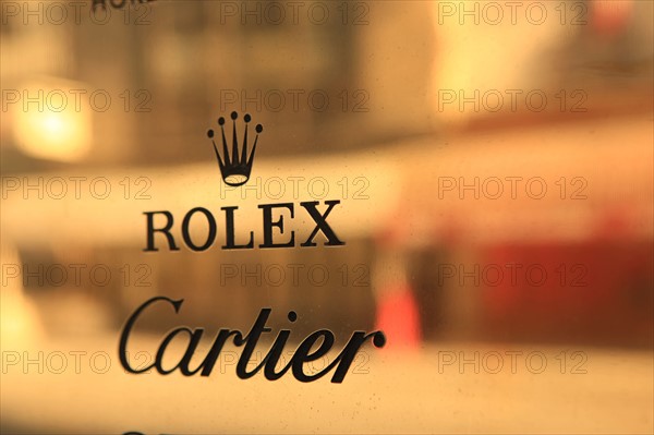 France, Basse Normandie, Calvados, Deauville, bijouterie, rolex, cartier, symboles de luxe, commerce, plaque,