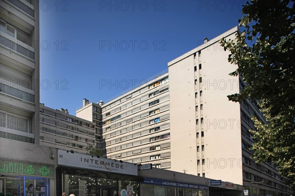 France, Ile de France, paris 15e arrondissement, 20 rue de vouille, immeubles recules,