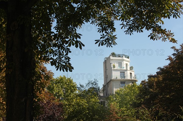 France, Ile de France, paris 16e arrondissement, 48 50 avenue d'iena, silhouettes d'immeubles hauts,