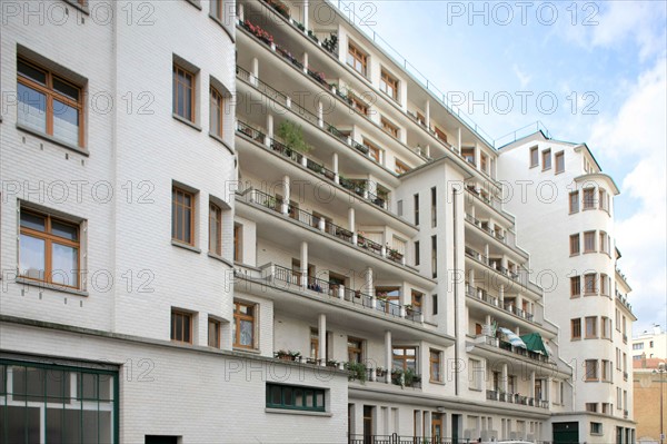 Immeuble 13 rue des Amiraux à Paris