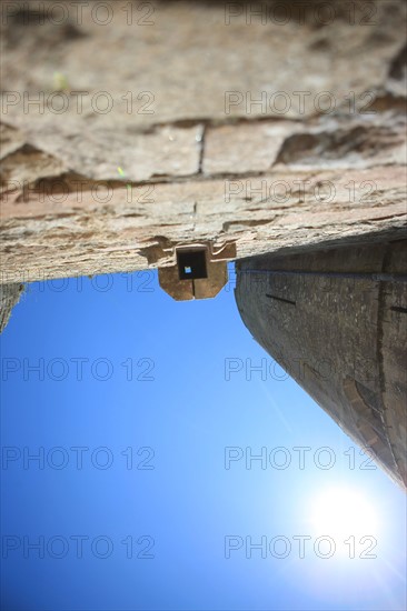 france, region midi pyrenees, aveyron, najac, village sauvegarde, chateau, forteresse, moyen age, vieilles pierres, patrimoine, histoire, interieur du chateau,