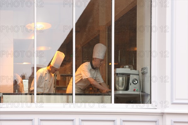 France, Haute Normandie, eure, lyons la foret, hotel du grand cerf, restaurant, hebergement, le bistrot du grand cerf,