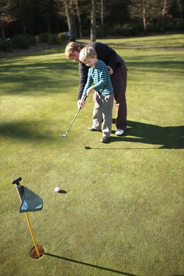 France, Haute Normandie, eure, le neubourg, golf du champ de bataille, sport, loisirs, baby golf, cours d'initiation pour enfants,