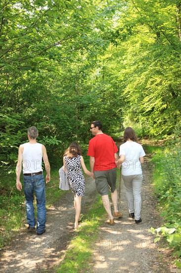 France, Haute Normandie, eure, pays de risle charentonne, saint victor d'epine, promenade en foret en famille, autour du gite rural n 552, proprietaire anne marie rault, hebergement, gites de france,