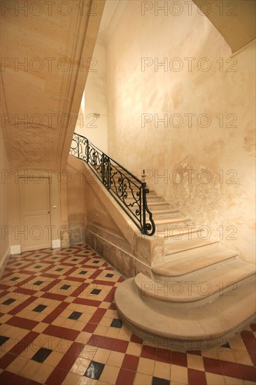 France, Haute Normandie, eure, pont de l'arche, abbaye de bonport, monument historique, abbaye cistercienne, chauffoir, escalier, ferronnerie,