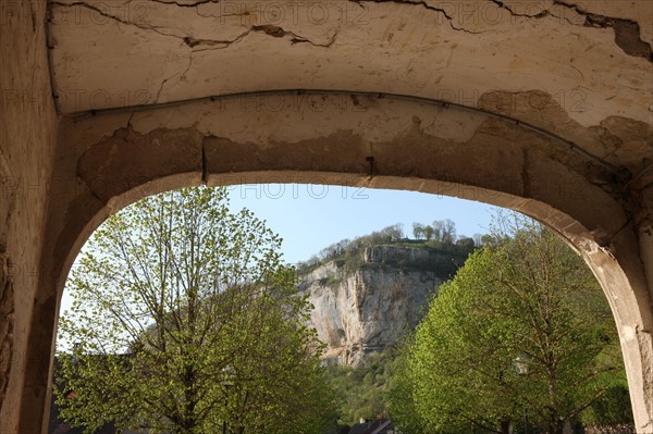 France, franche comté, jura, baume les messieurs, village, patrimoine, montagne, reculée, nature, abbaye, voute, arche, pierre,