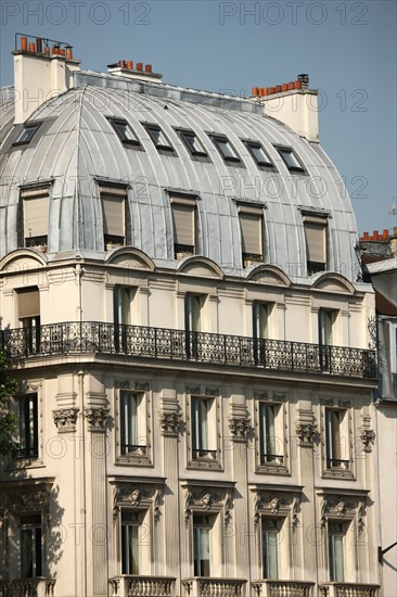 France, paris, quai des grands augustins, bord de seine, immeubles, batiments,