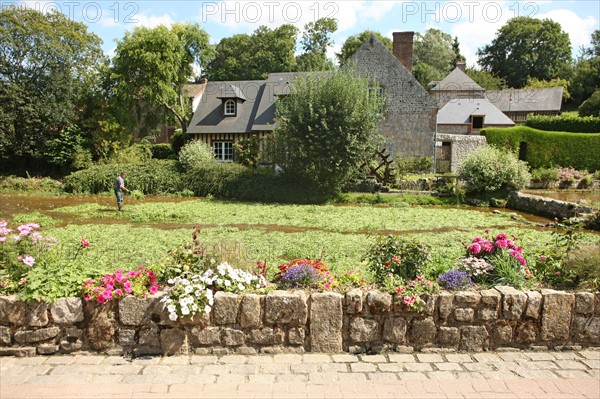 France, Haute Normandie, seine maritime, plateau de caux maritime, veules les roses, plus petit fleuve de france, cressonnieres,