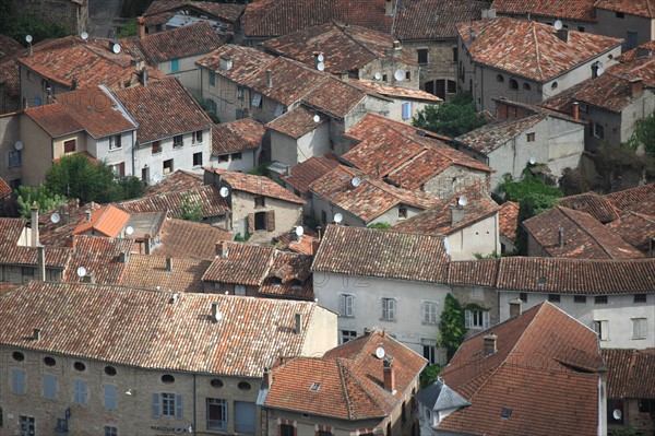 france, region midi pyrenees, tarn et garonne, 82, gorges de l'aveyron, saint antonin noble val, moyen age, vieilles pierres, patrimoine, histoire, panorama, toits,