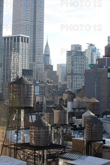 usa, etat de New York, New York City, Manhattan, Chelsea, buildings, reservoirs, depuis la terrasse de de l'hotel Four Points by Sheraton, 160W 25th, empire state, chrysler building,