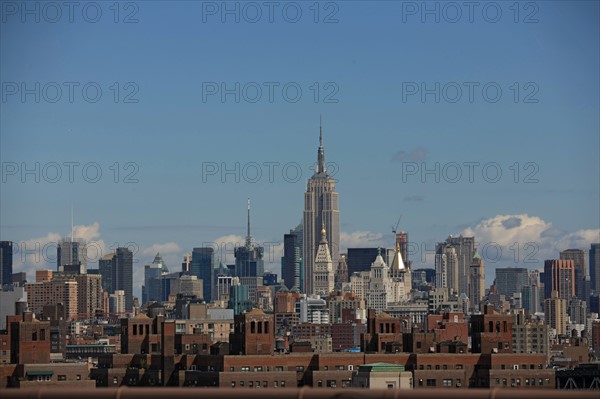 usa, etat de New York, New York City, Manhattan, brooklyn, pont de brooklyn bridge, pietons, vehicules, jogging, circulation, empire state building,