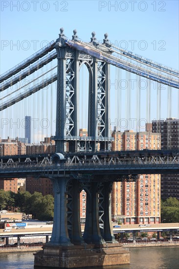 usa, etat de New York, New York City, Manhattan, brooklyn, pont de brooklyn bridge, pietons, vehicules, jogging, circulation, pointe de Manhattan, Manhattan bridge,