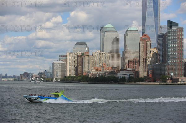 usa, etat de New York, New York City, Manhattan, financial district, pointe de Manhattan, ferry pour Staten Island, buildings, baie, bateaux, statue de la liberte, Bartholdi,