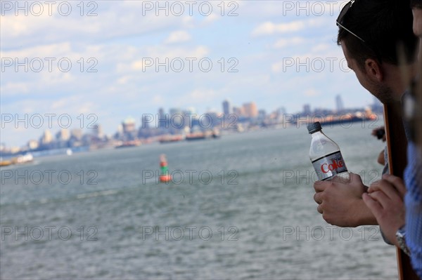 usa, etat de New York, New York City, Manhattan, financial district, pointe de Manhattan, ferry pour Staten Island, buildings, baie, bateaux, statue de la liberte, Bartholdi,