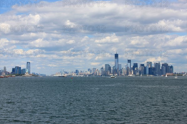 usa, etat de New York, New York City, Manhattan, financial district, pointe de Manhattan, ferry pour Staten Island, buildings, baie, bateaux, statue de la liberte, Bartholdi,